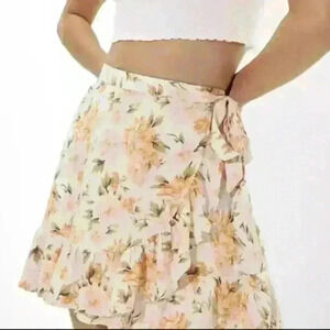 American Eagle Yellow floral wrap skirt